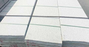 安康芝麻白毛板，石材毛板