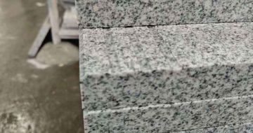 安康芝麻白楼梯踏步