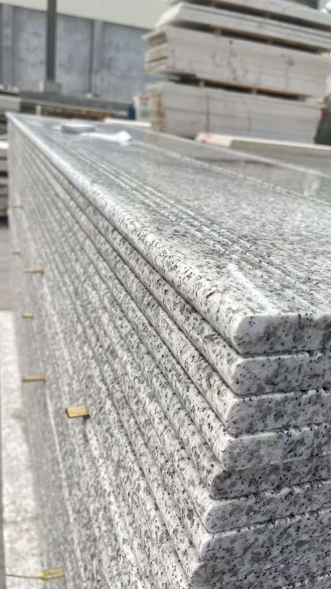 安康芝麻白楼梯踏步 花岗岩楼梯板材