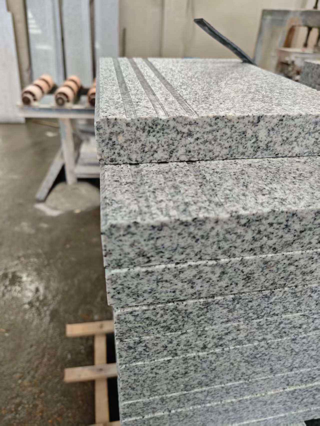 安康芝麻白楼梯踏步