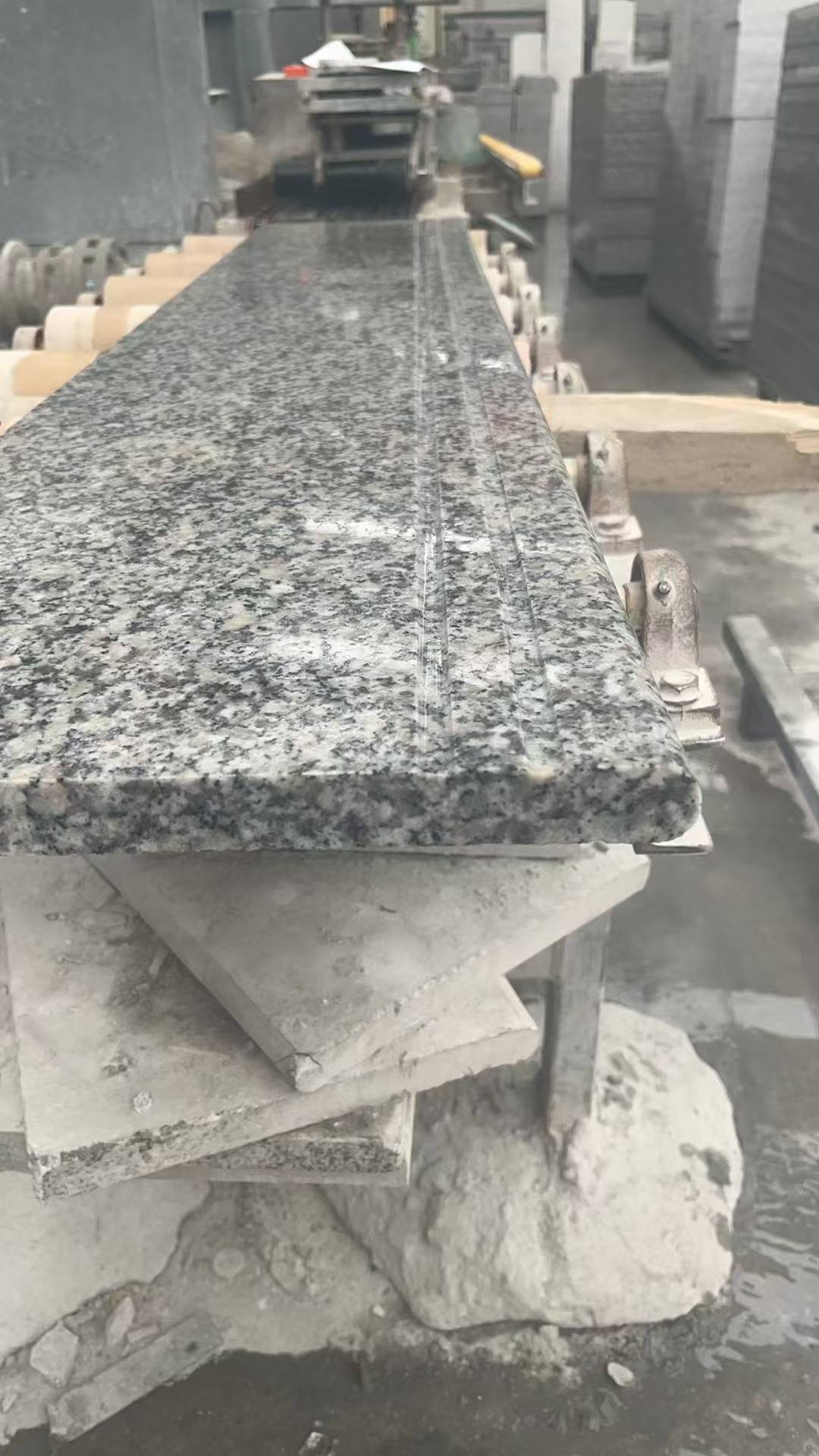 安康芝麻白楼梯踏步 芙蓉白