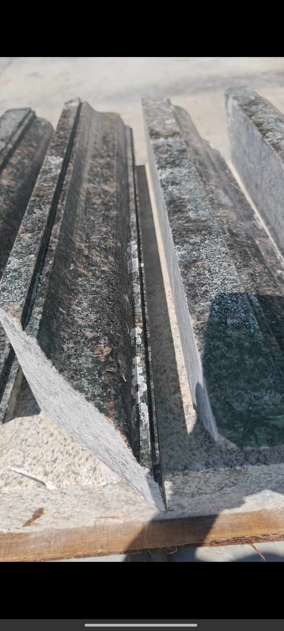 安康英国棕别墅线条