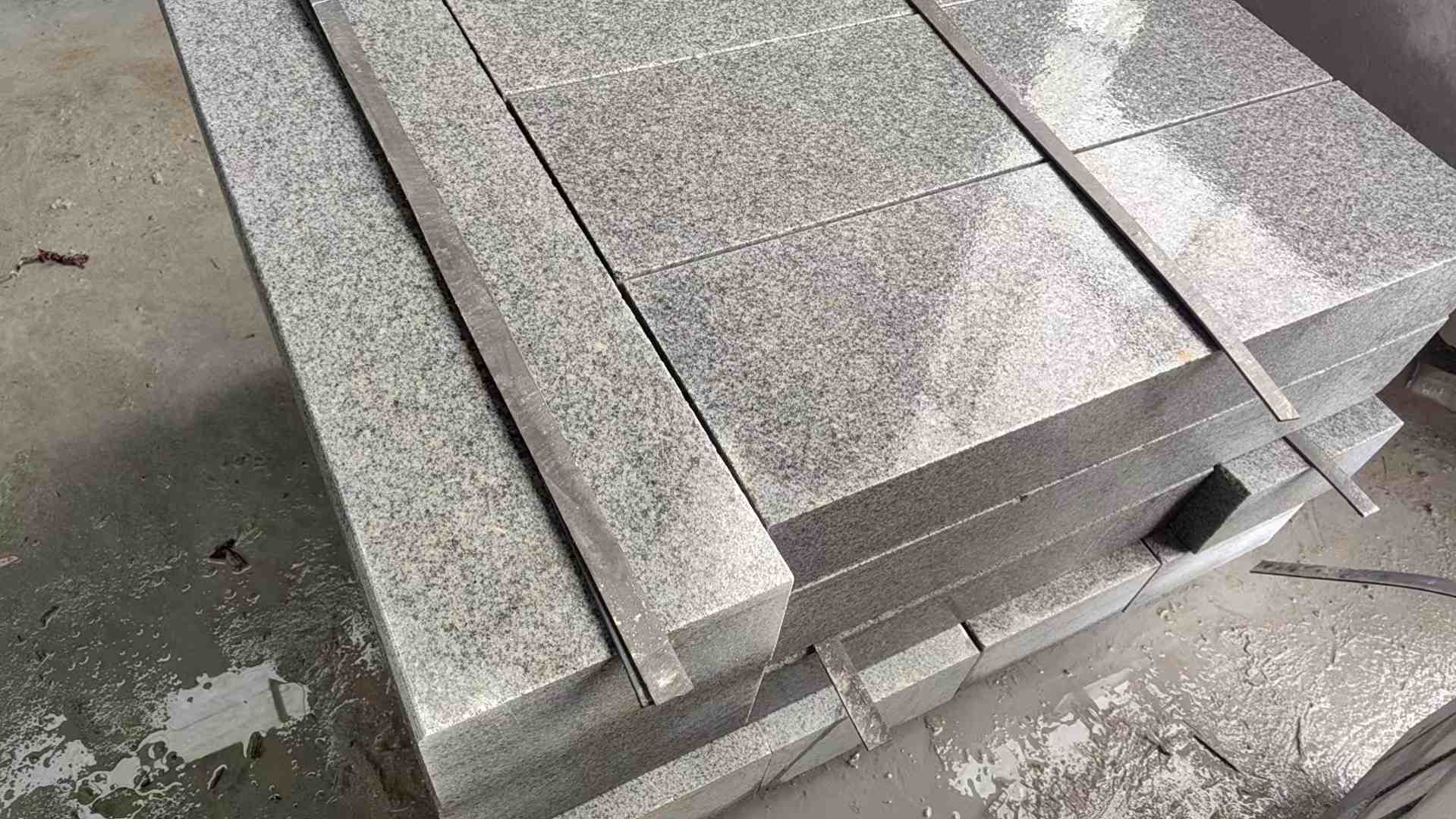 安康芝麻灰 芝麻白 路牙石 路侧石 马路牙子